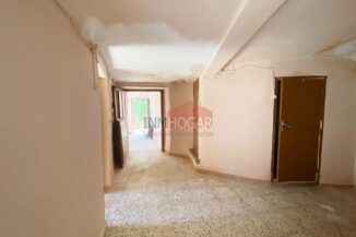 CASA CON PATIO EN VENTA EN SAN MIGUEL DEL CORJENA