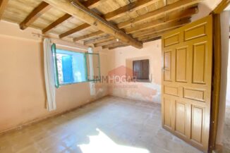 CASA CON PATIO EN VENTA EN SAN MIGUEL DEL CORJENA