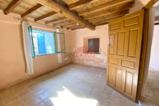 CASA CON PATIO EN VENTA EN SAN MIGUEL DEL CORJENA