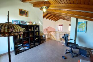 INMHOGAR VENDE CHALET EN VILLANUEVA DEL ACERAL (ÁVILA) 05212 88