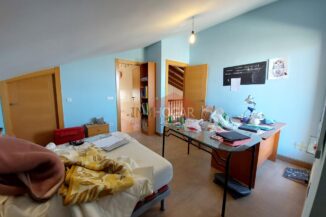 INMHOGAR VENDE CHALET EN VILLANUEVA DEL ACERAL (ÁVILA) 05212 68