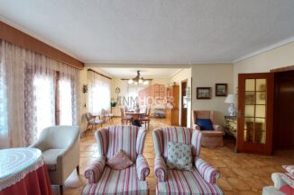 INMHOGAR VENDE ESPECTACULAR CHALET EN ÁVILA