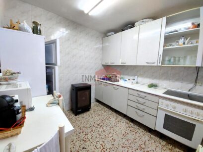 Encantadora Vivienda en Entorno Natural en Gemuño 05197 89