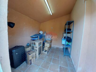 INMHOGAR VENDE CHALET EN URBANIZACIÓN EN MAELLO